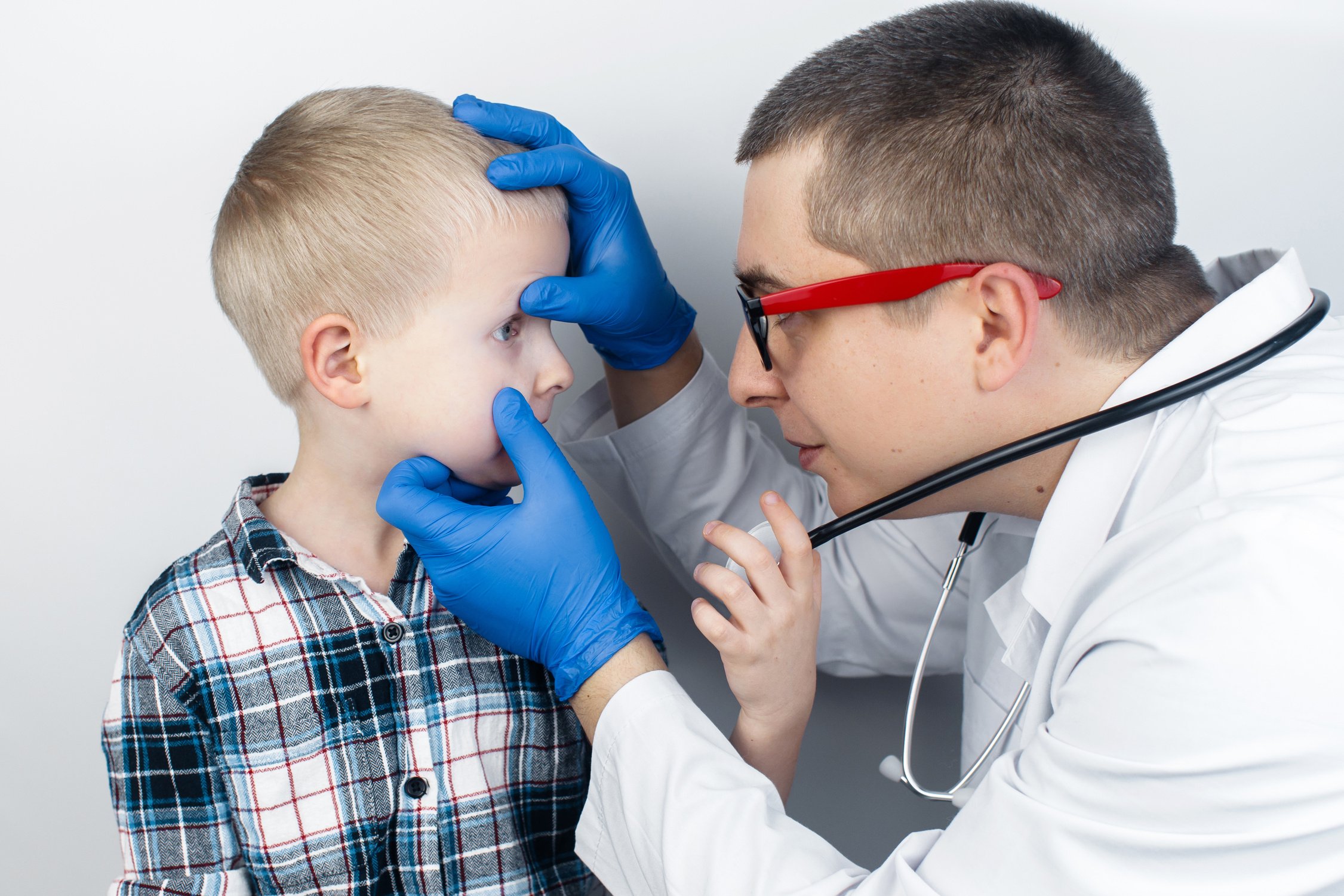 Doctor Diagnosis of Conjunctivitis in Child